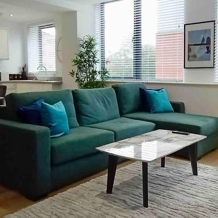 맨체스터 Luxury 2 Bed 2 Bath Flat Near Old Trafford 아파트 외부 사진