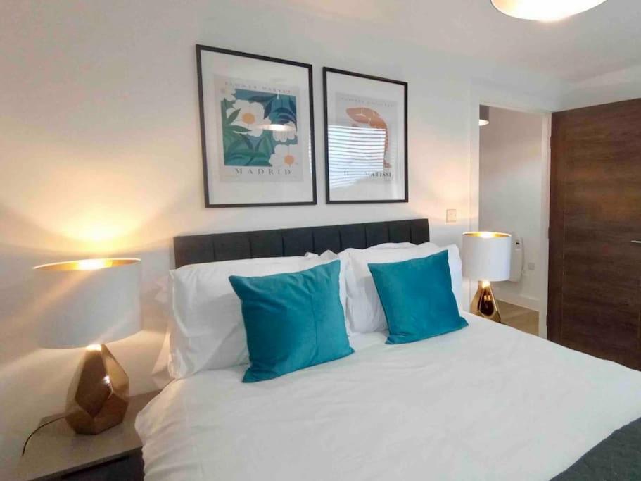 맨체스터 Luxury 2 Bed 2 Bath Flat Near Old Trafford 아파트 외부 사진